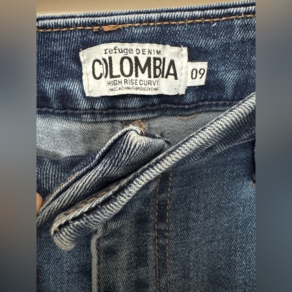Refuge Denim Colombia Blue Skinny High Rise Curvy Distressed Jeans Size 9 - Picture 3 of 4